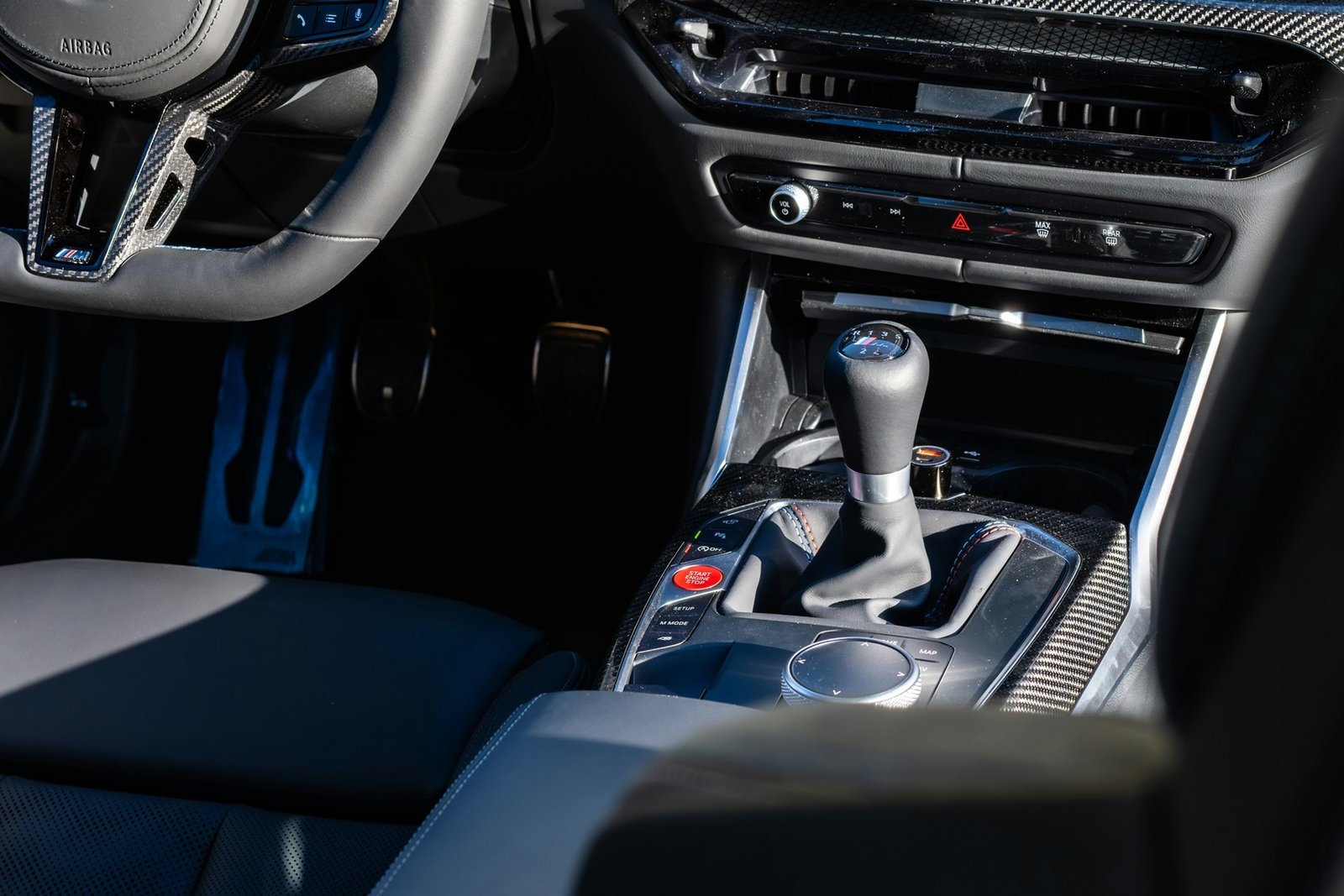 Schalthebel im Auto